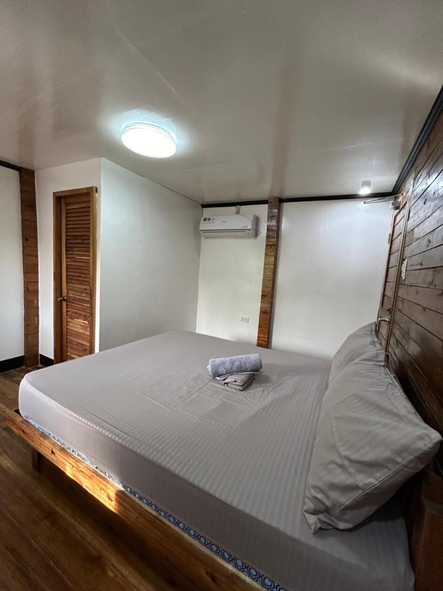 Islanders Hostel Port Barton San Vicente  Luaran gambar