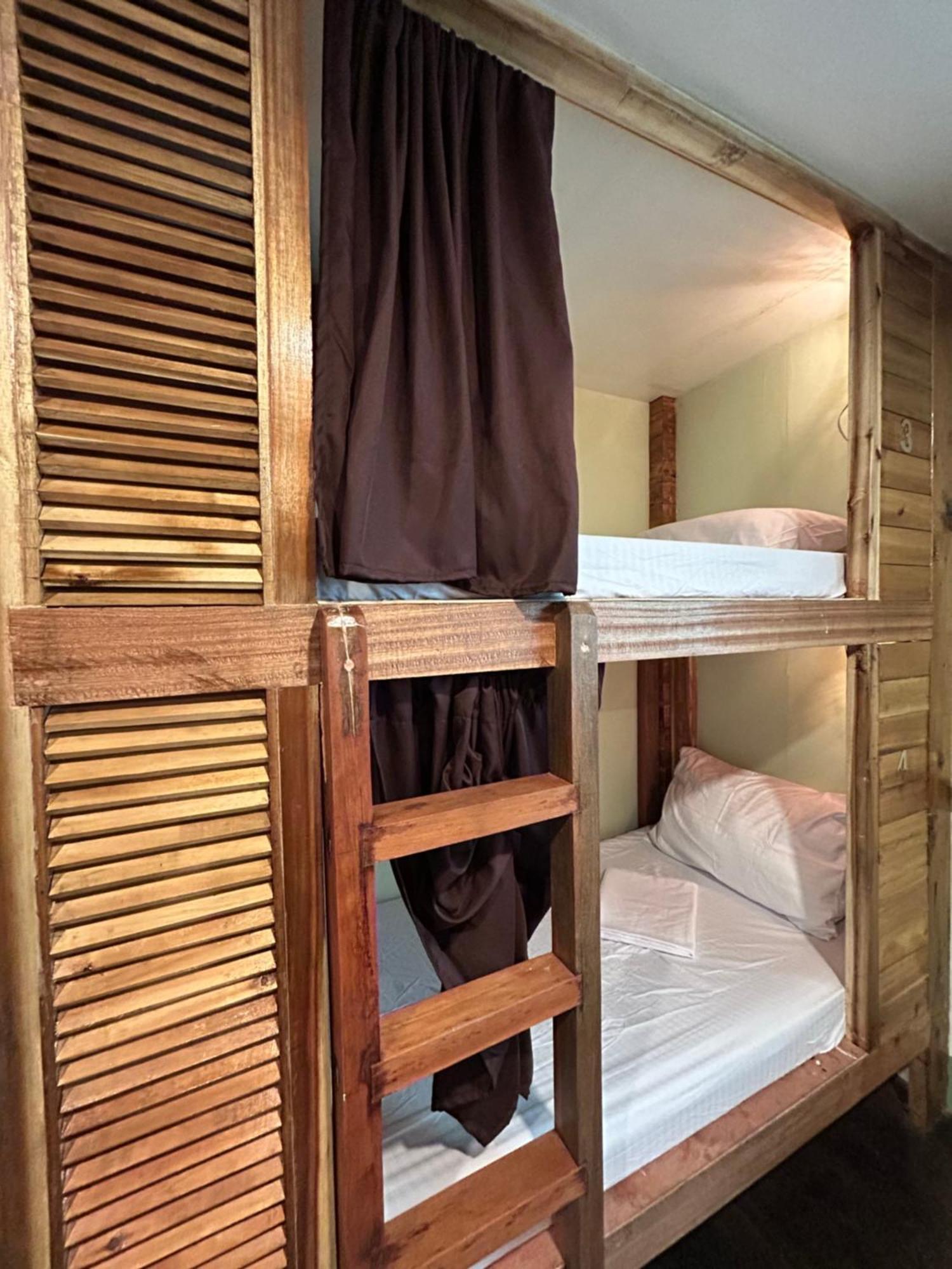 Islanders Hostel Port Barton San Vicente  Luaran gambar